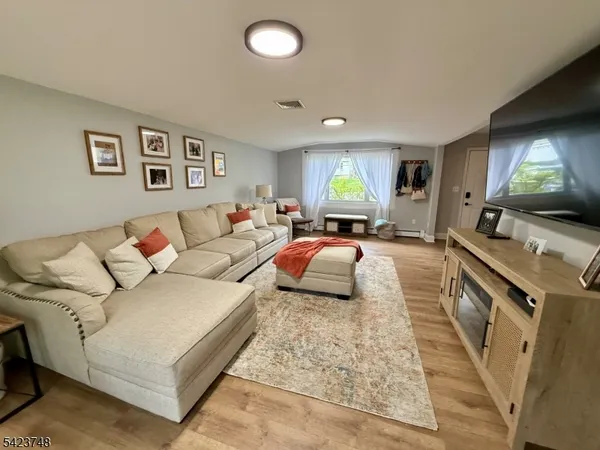 $499,999 | 41 Dell Road, Stanhope, NJ 07874