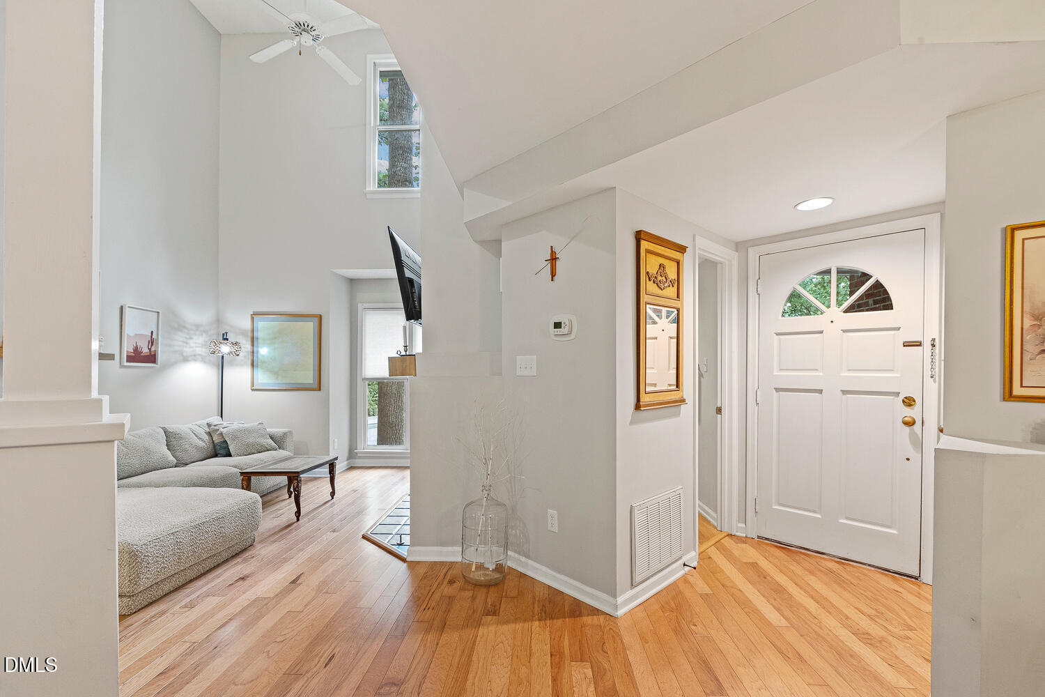 3815 Carnegie Lane Raleigh, NC 27612 - Photo 5 of 42 3815 Carnegie Ln Raleigh NC-large-005-01