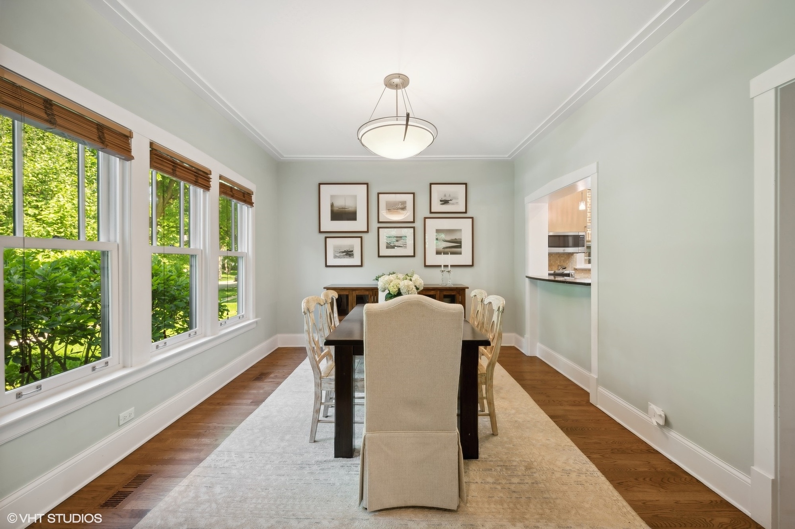 2201 Forestview Road Evanston, IL 60201 - Photo 6 of 27 a living room with furniture and a window
