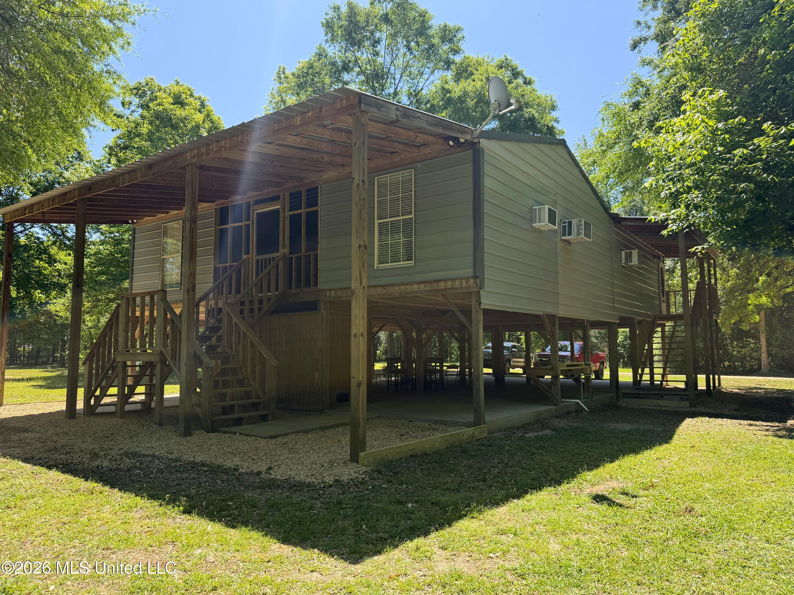 143 Ralph's Drive Leakesville, MS 39451 - Photo 27 of 35 Right Side View