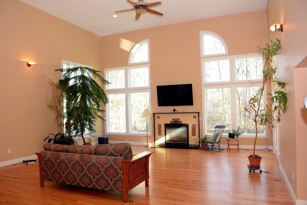 181 Prynnwood Road Longmeadow, MA 01106 - Photo 5 of 42