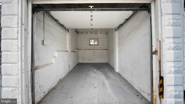 $2,100 | 2880 Pelham Avenue, Baltimore, MD 21213