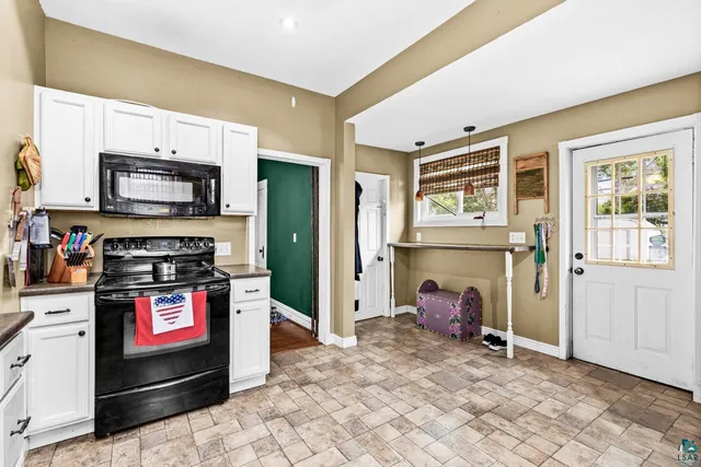 $244,900 | 3801 West 5th Street, Duluth, MN 55807