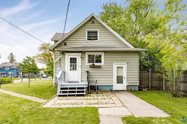 $244,900 | 3801 West 5th Street, Duluth, MN 55807