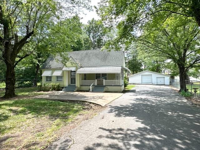 1090 Florence Road Savannah, TN 38372 - Photo 1 of 22 Gallery Image 1