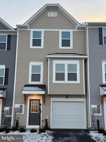 $2,200 | 85 Tumblehome Road, Inwood, WV 25428