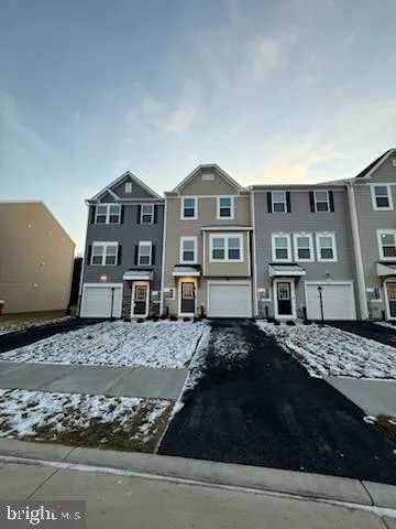 $2,200 | 85 Tumblehome Road, Inwood, WV 25428