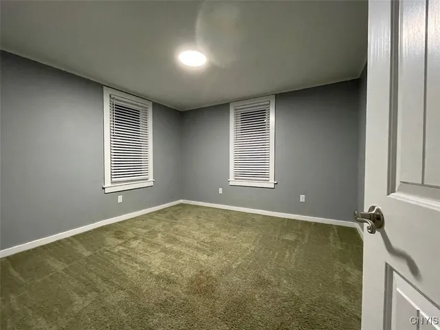 $1,100 | 139 West Van Buren Street, Oswego, NY 13126