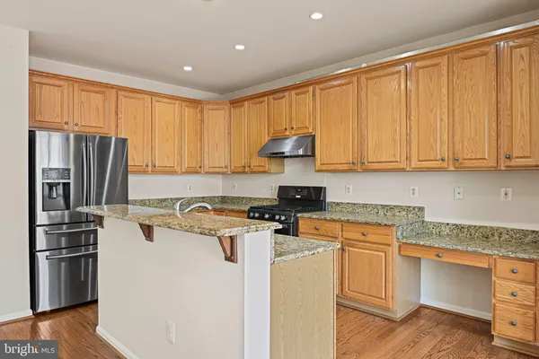 $3,500 | 2658 Logan Wood Drive, Herndon, VA 20171