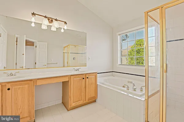 $3,500 | 2658 Logan Wood Drive, Herndon, VA 20171