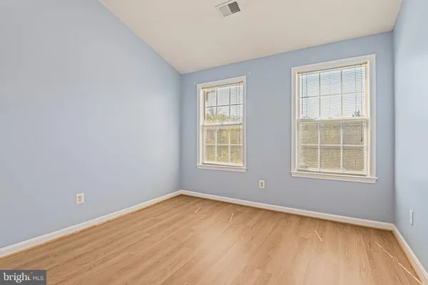 $3,500 | 2658 Logan Wood Drive, Herndon, VA 20171