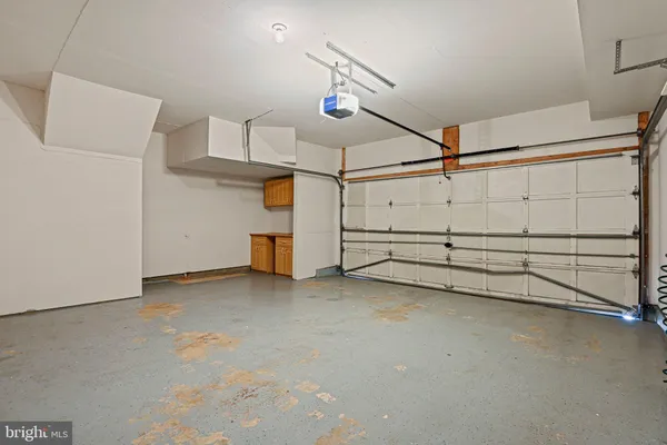 $3,500 | 2658 Logan Wood Drive, Herndon, VA 20171