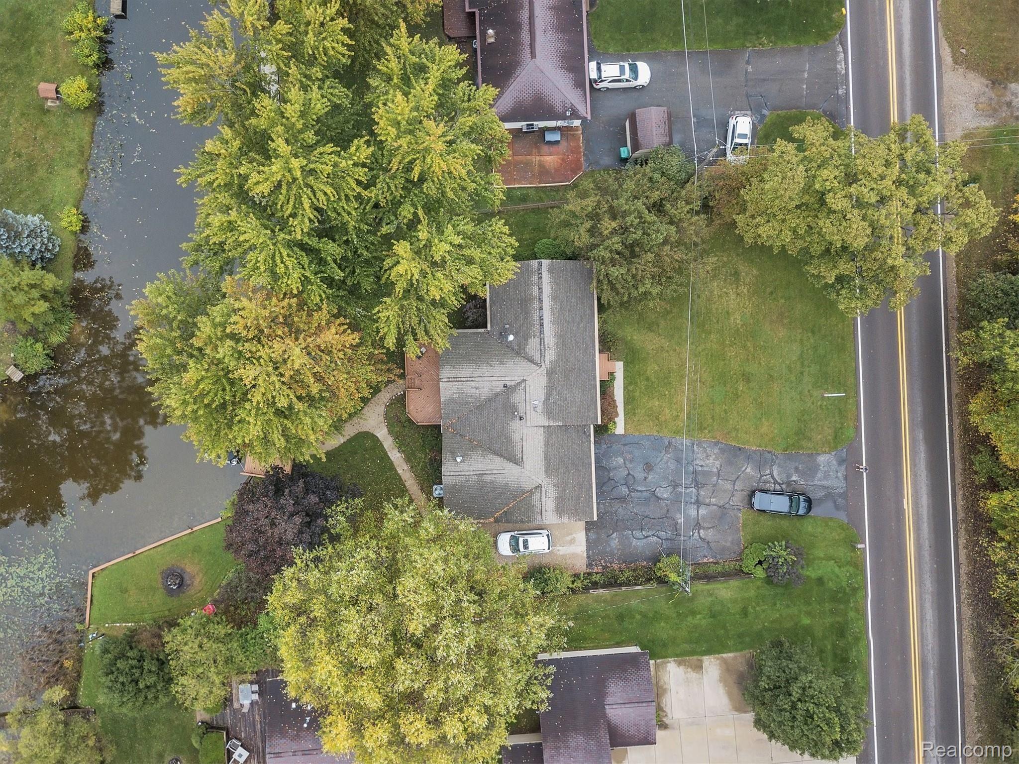 10094 Kress Road Pinckney, MI 48169 - Photo 30 of 32 45-10094-Kress-Rd-Windowstill-Real-Estate-Photography-45.jpg