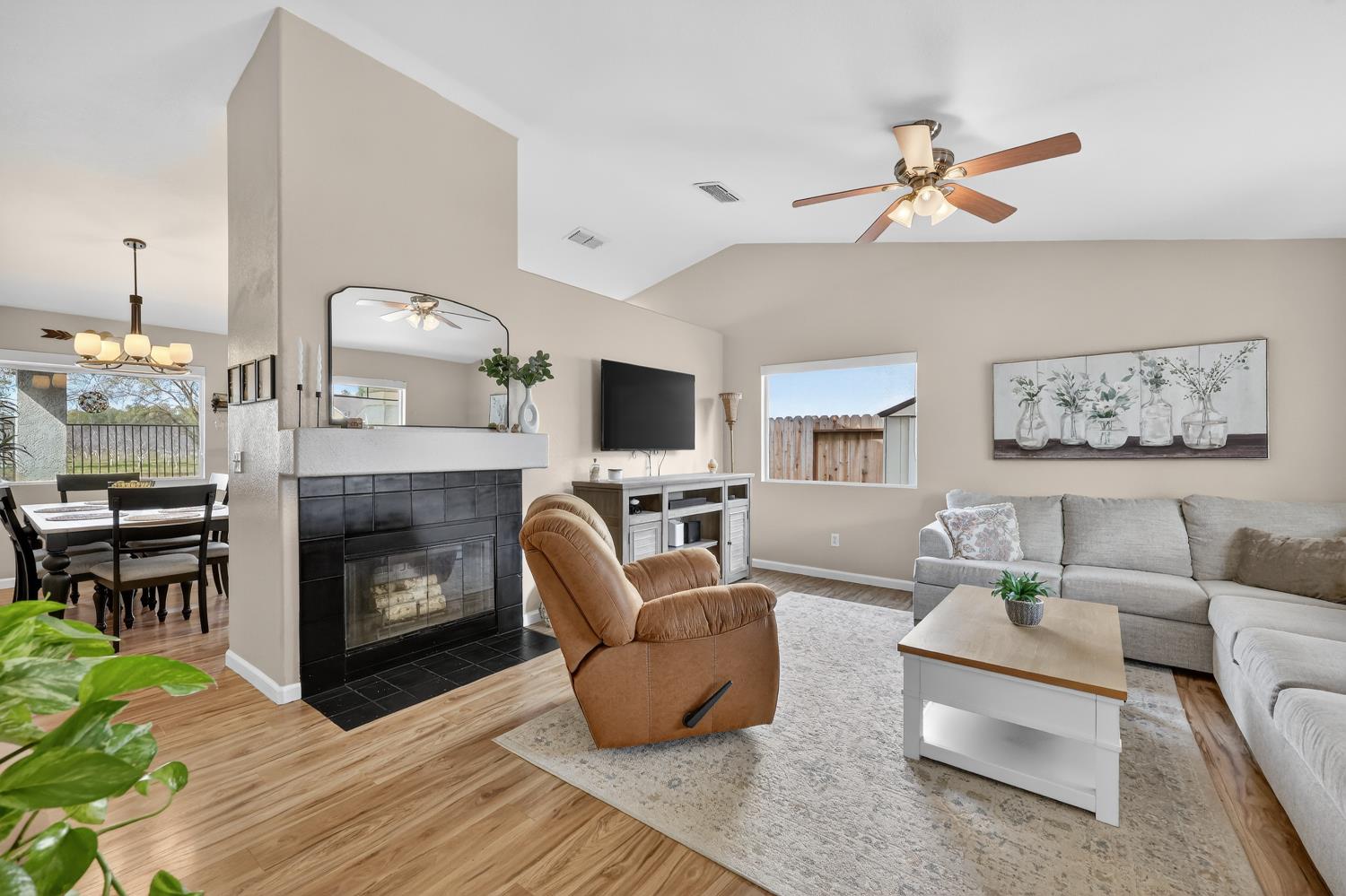 137 Sullivan Way Wheatland, CA 95692 - Photo 11 of 54