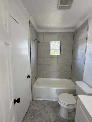 $800 | 923 Knight Street, Unit A2, Houston, TX 77022