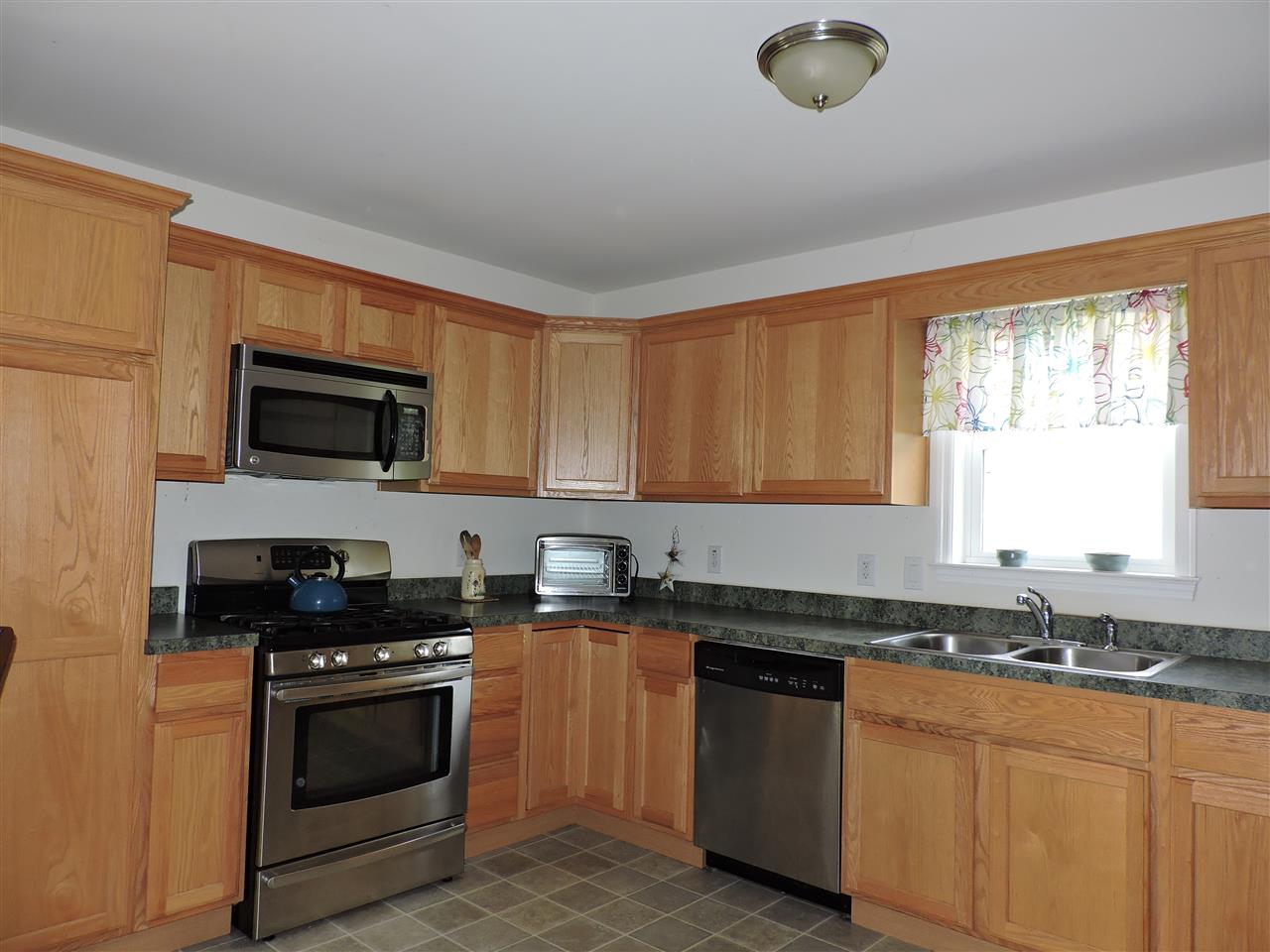 1438 Spaulding Road St. Johnsbury, VT 05819 - Photo 2 of 17 Gallery Image 2