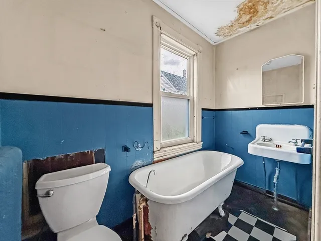 $385,000 | 29 Ford Street, Lynn, MA 01904