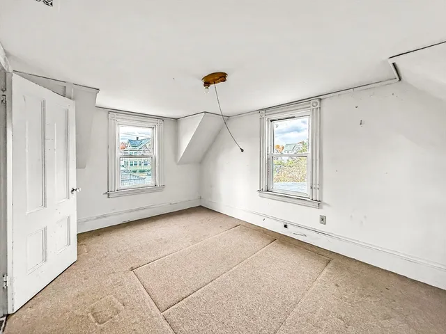 $385,000 | 29 Ford Street, Lynn, MA 01904