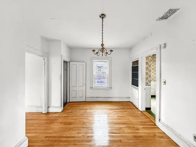 $385,000 | 29 Ford Street, Lynn, MA 01904