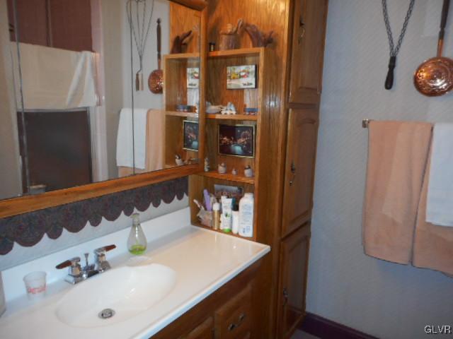 429 Spring Street Bethlehem, PA 18018 - Photo 19 of 29 Gallery Image 19