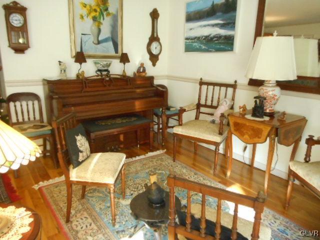 429 Spring Street Bethlehem, PA 18018 - Photo 6 of 29 Gallery Image 6
