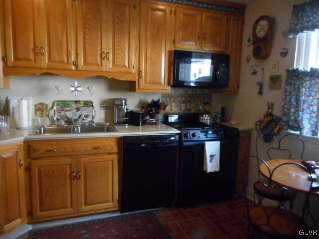429 Spring Street Bethlehem, PA 18018 - Photo 9 of 29 Gallery Image 9