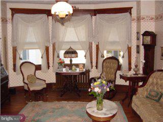 417 Bartram Road Willow Grove, PA 19090 - Photo 3 of 6 Gallery Image 3
