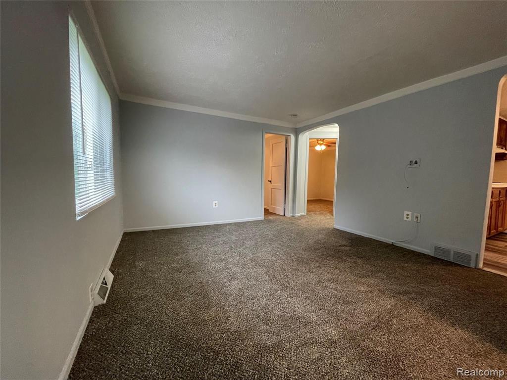 21195 Inkster Road Farmington Hills, MI 48336 - Photo 7 of 13