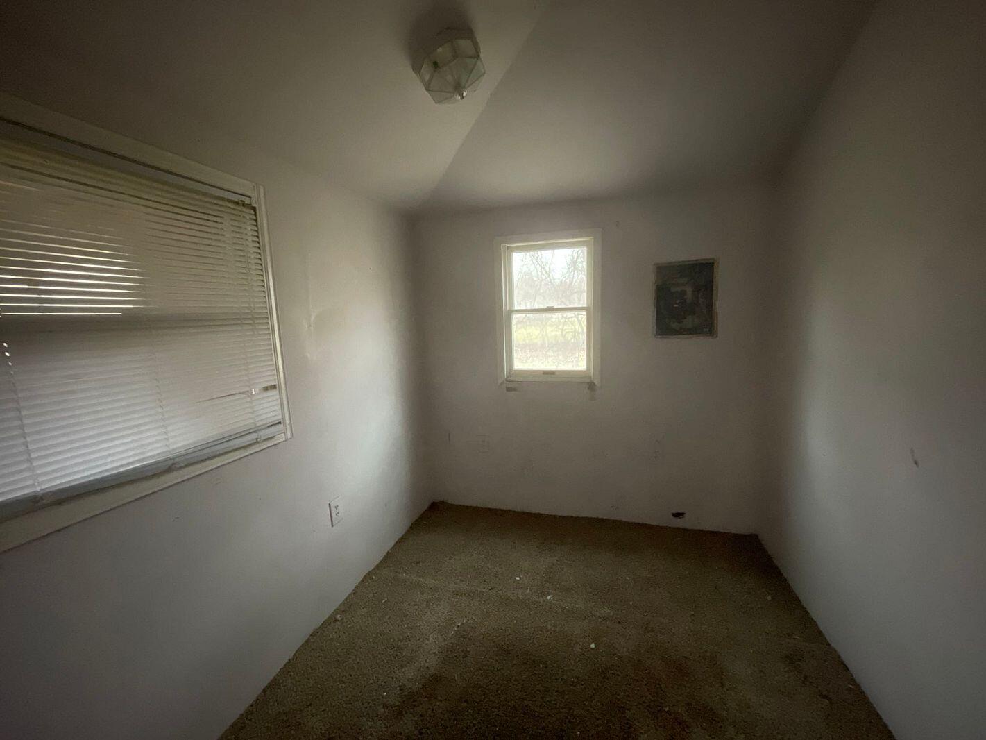 6095 South Stony Creek Road Monroe, MI 48162 - Photo 7 of 18 07