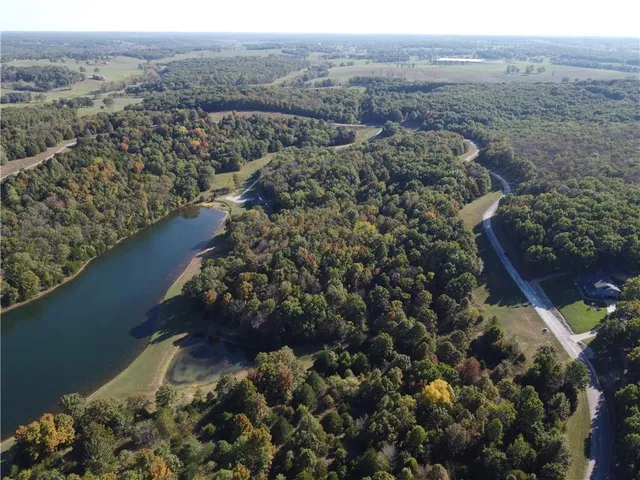 $44,753 | Lot 1 Fraction Point Drive, Warsaw, MO 65355