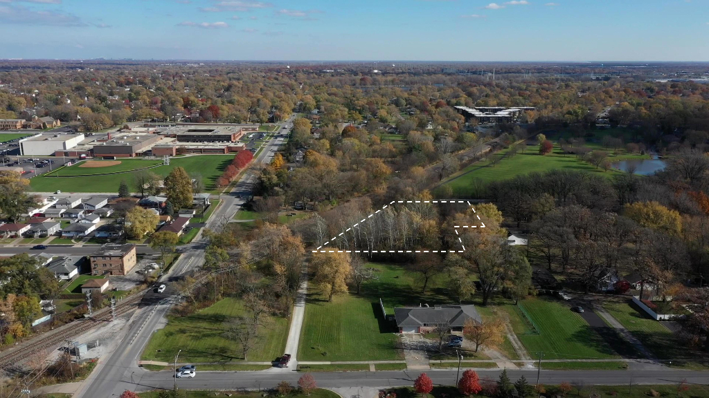 18602 Chicago Avenue Lansing, IL 60438 - Photo 7 of 22 an aerial view of multiple house