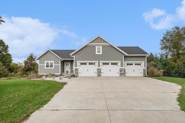 $630,000 | 8423 76th Street Southeast, Alto, MI 49302