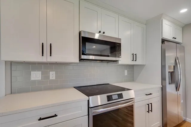 $799,000 | 34 Irving Drive, Walpole, MA 02081