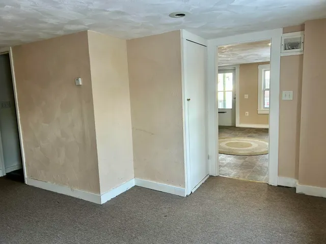 $139,900 | 62 Main Street, Dexter, ME 04930