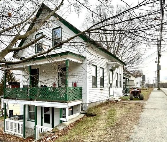 $139,900 | 62 Main Street, Dexter, ME 04930