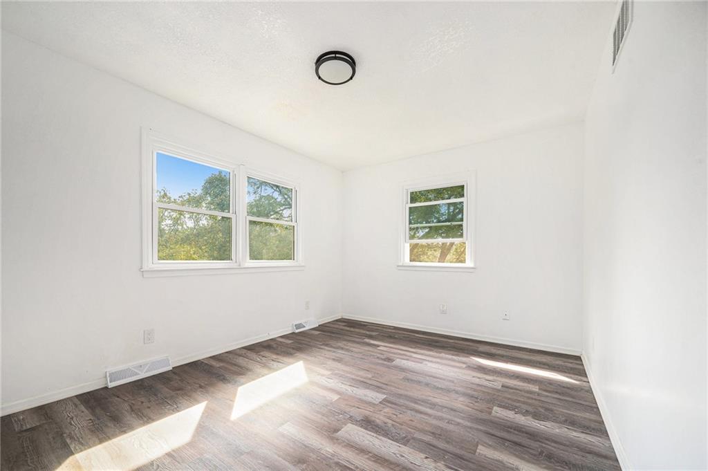 2618 North 51st Street Kansas City, KS 66104 - Photo 7 of 27