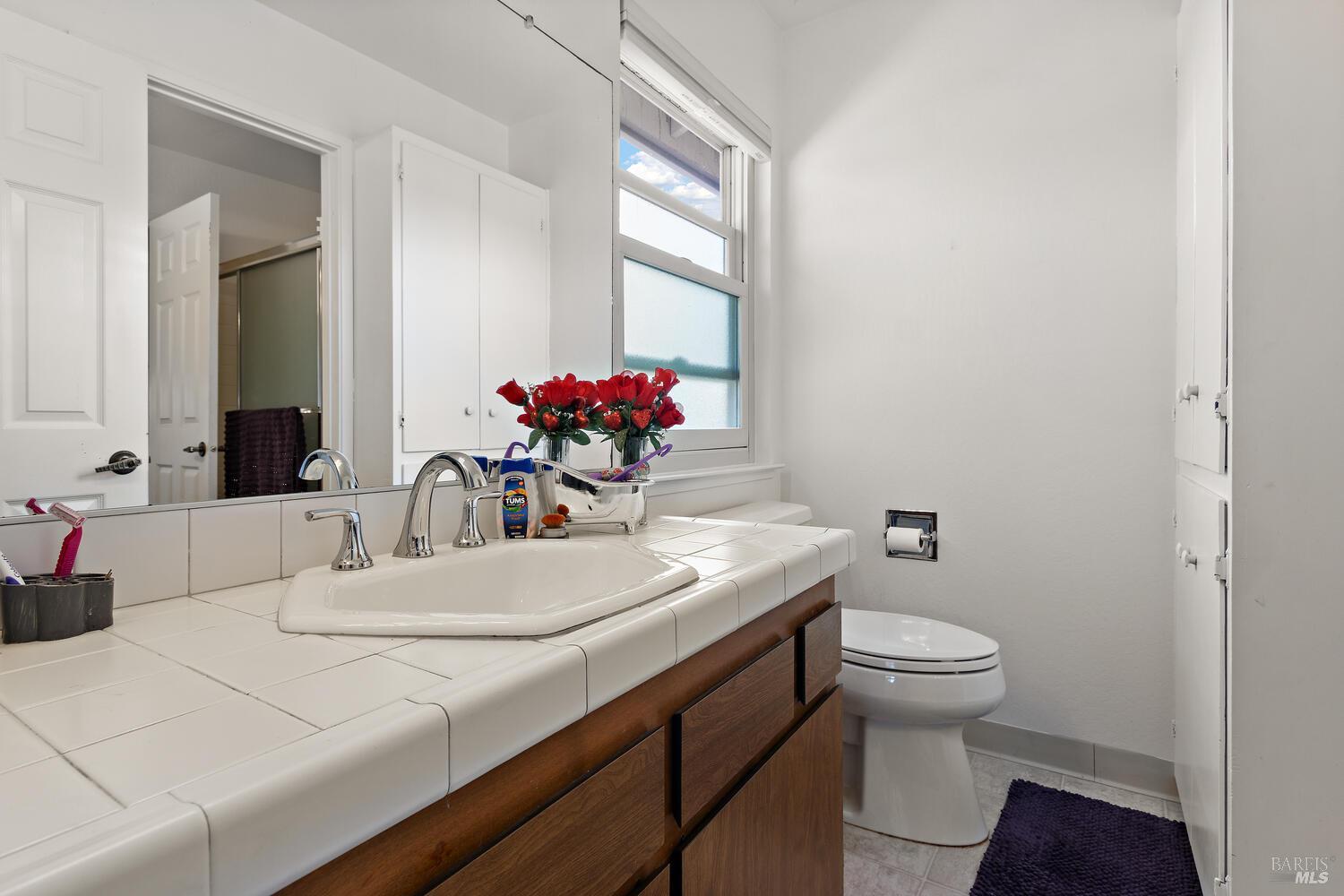 407-413 Rinconada Court Benicia, CA 94510 - Photo 18 of 59