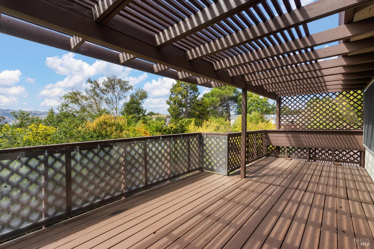 407-413 Rinconada Court Benicia, CA 94510 - Photo 26 of 59