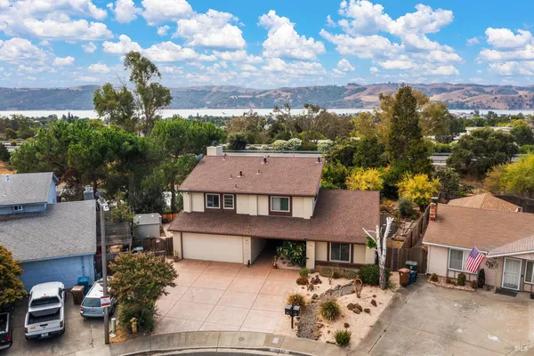 $925,000 | 407-413 Rinconada Court, Benicia, CA 94510