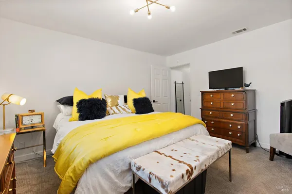 $925,000 | 407-413 Rinconada Court, Benicia, CA 94510