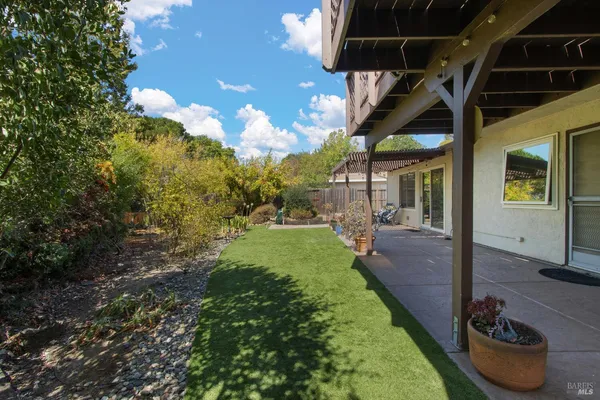 $925,000 | 407-413 Rinconada Court, Benicia, CA 94510