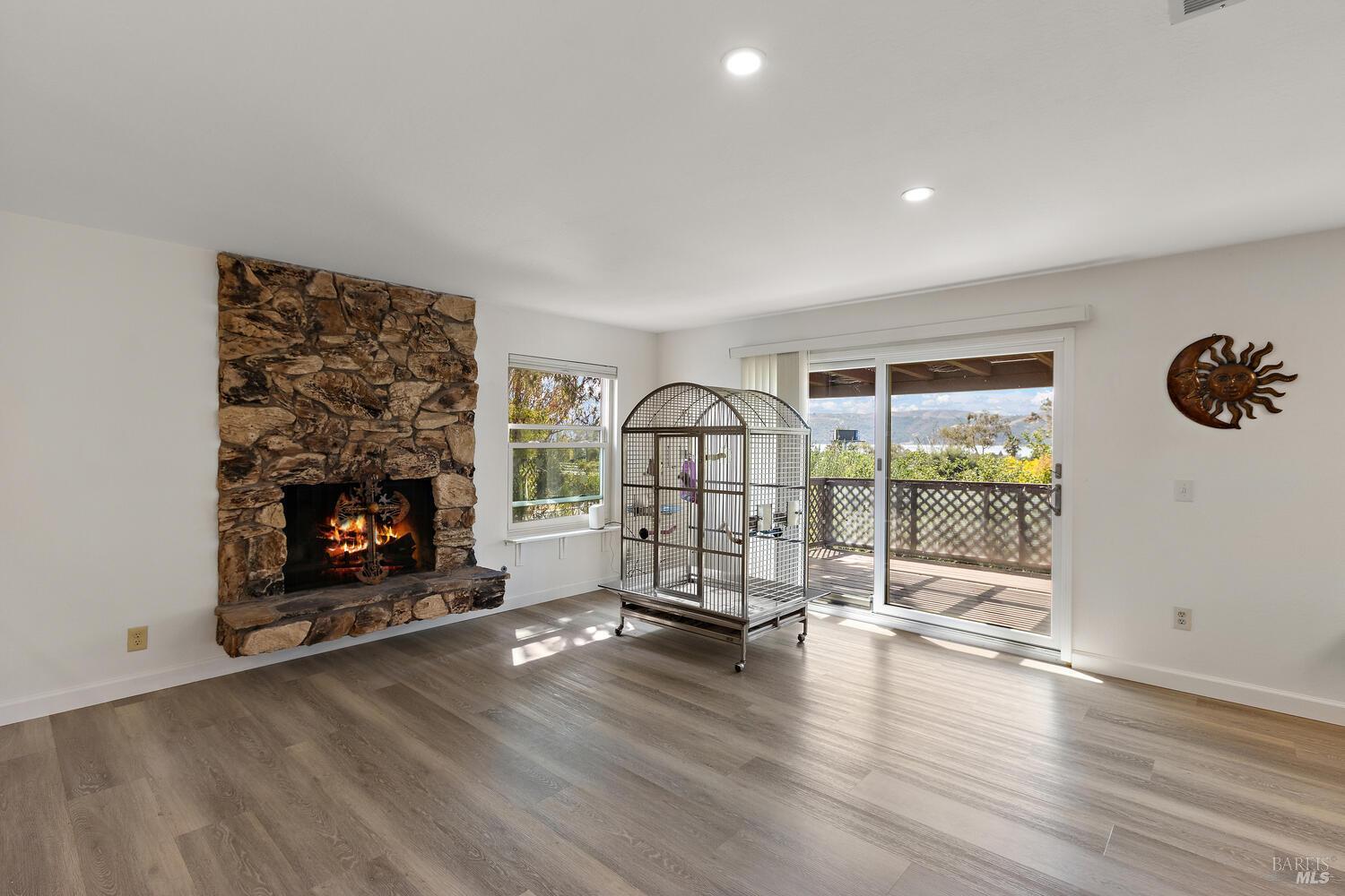 407-413 Rinconada Court Benicia, CA 94510 - Photo 7 of 59