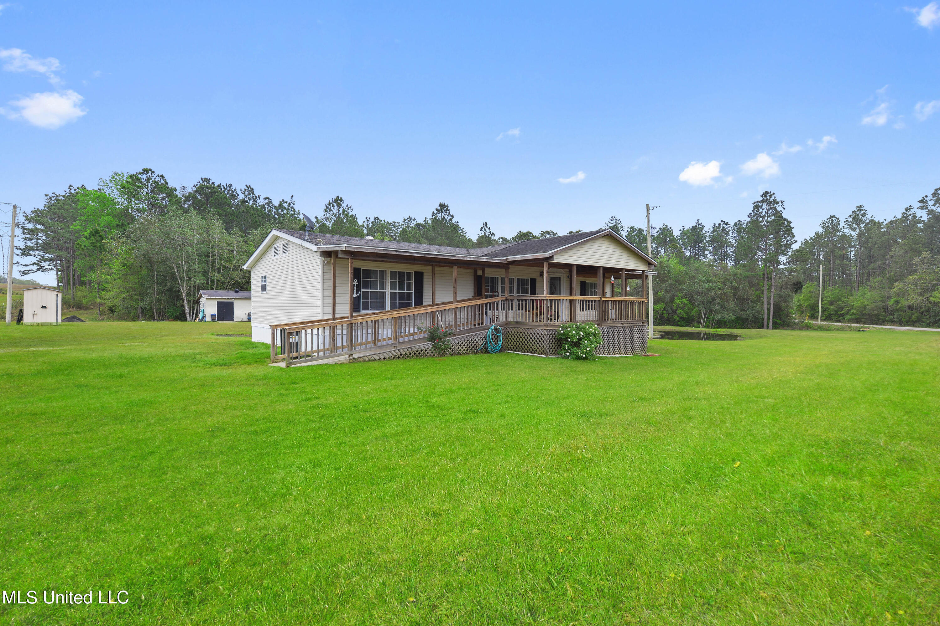 19580 Doug Lee Road Saucier, MS 39574 - Photo 2 of 22 Front