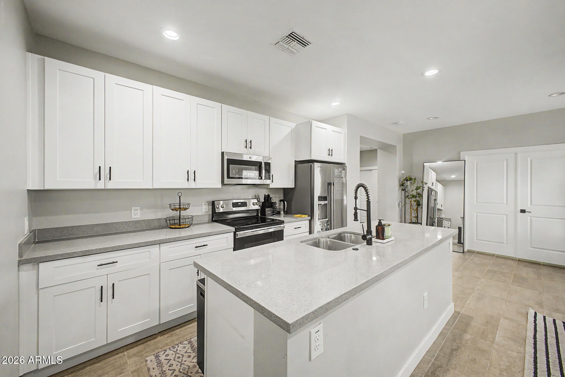 1908 West Lawrence Road, Unit 1&2 Phoenix, AZ 85021 - Photo 14 of 29 15-Lawrence