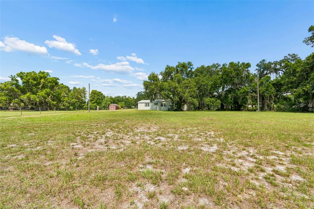 5411 Pless Road Plant City, FL 33565 - Photo 16 of 47