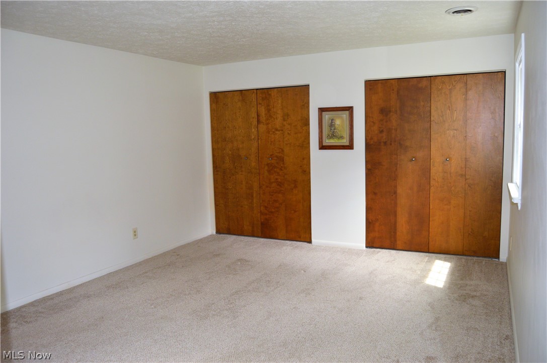 3088 Southern Road Richfield, OH 44286 - Photo 19 of 30 2nd bedroom upstairs - double closets