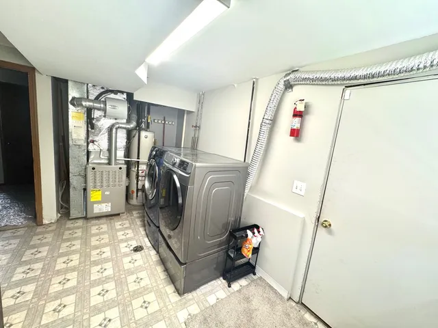 $294,999 | 4522 Jefferson Drive, Richton Park, IL 60471