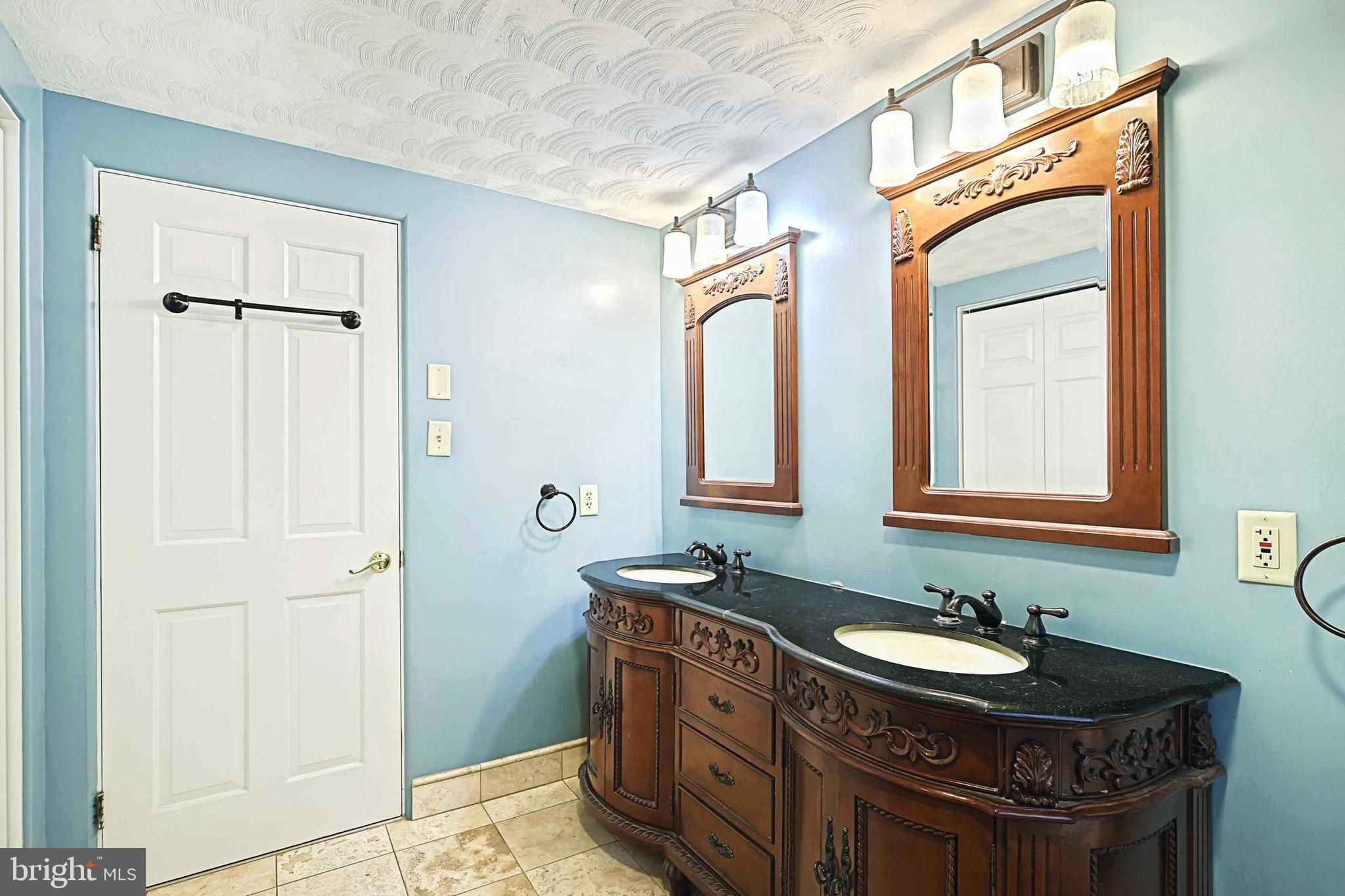 709 Witmer Road York, PA 17402 - Photo 22 of 63 Gallery Image 22