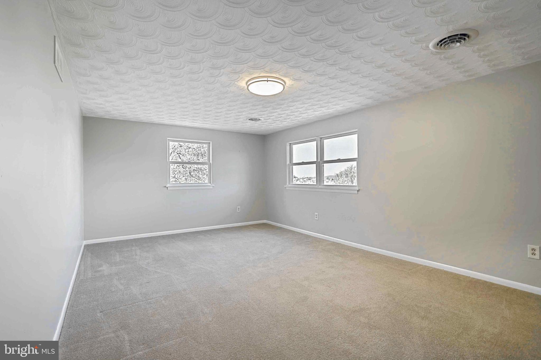 709 Witmer Road York, PA 17402 - Photo 29 of 63 Gallery Image 29
