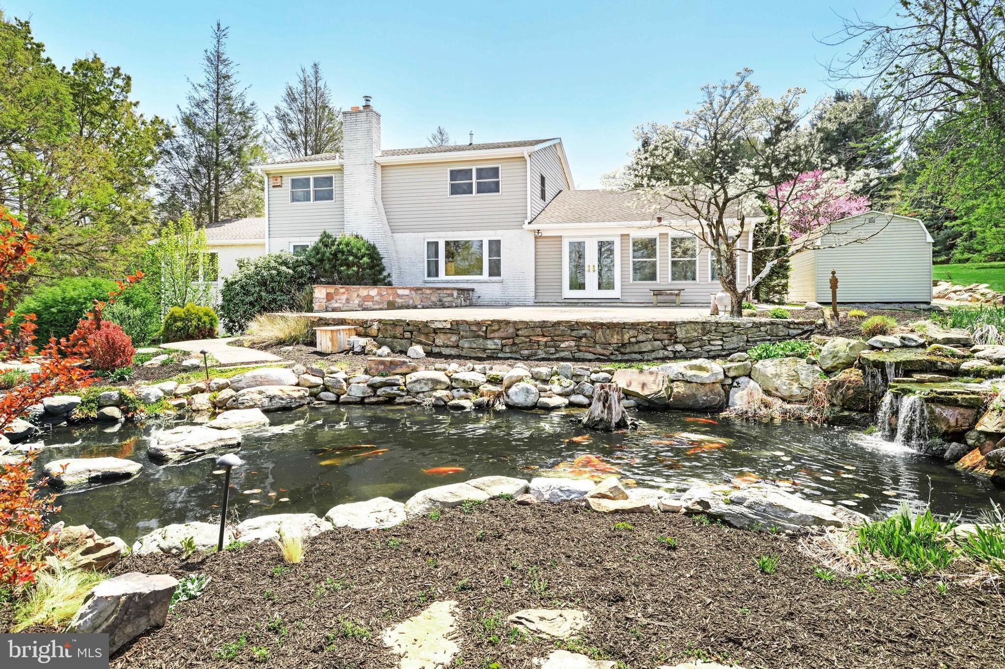 709 Witmer Road York, PA 17402 - Photo 4 of 63 Gallery Image 4